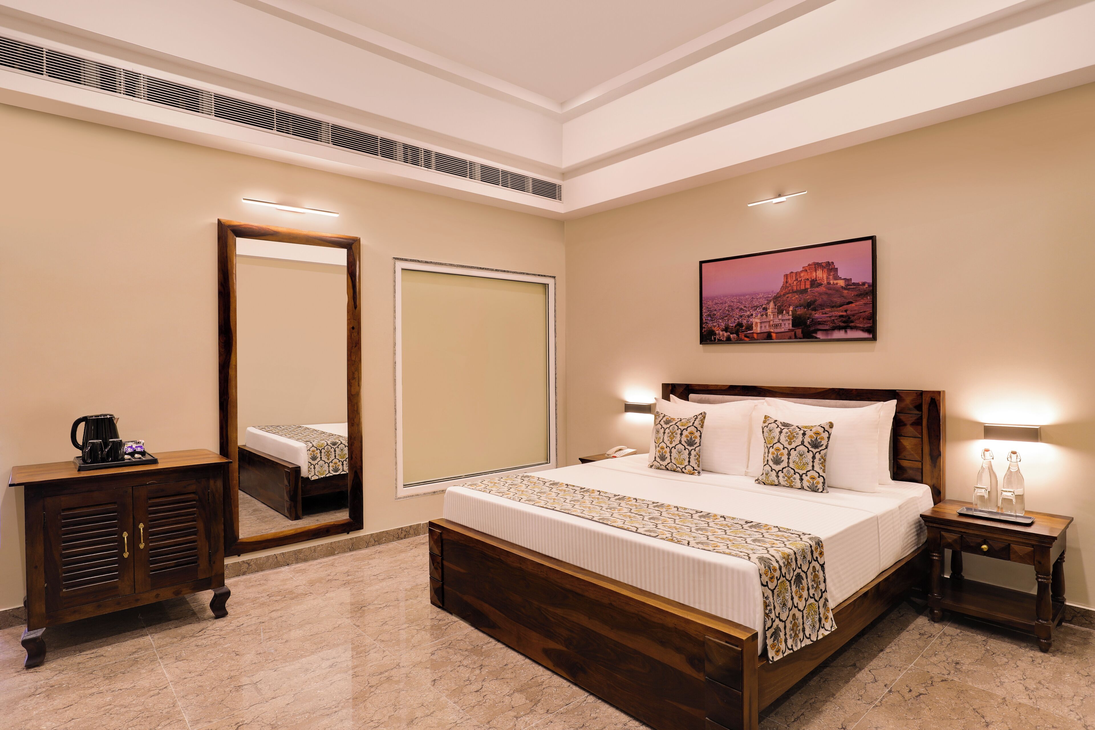 Camera Executive | Una scrivania, ferro/asse da stiro, Wi-Fi gratuito, lenzuola