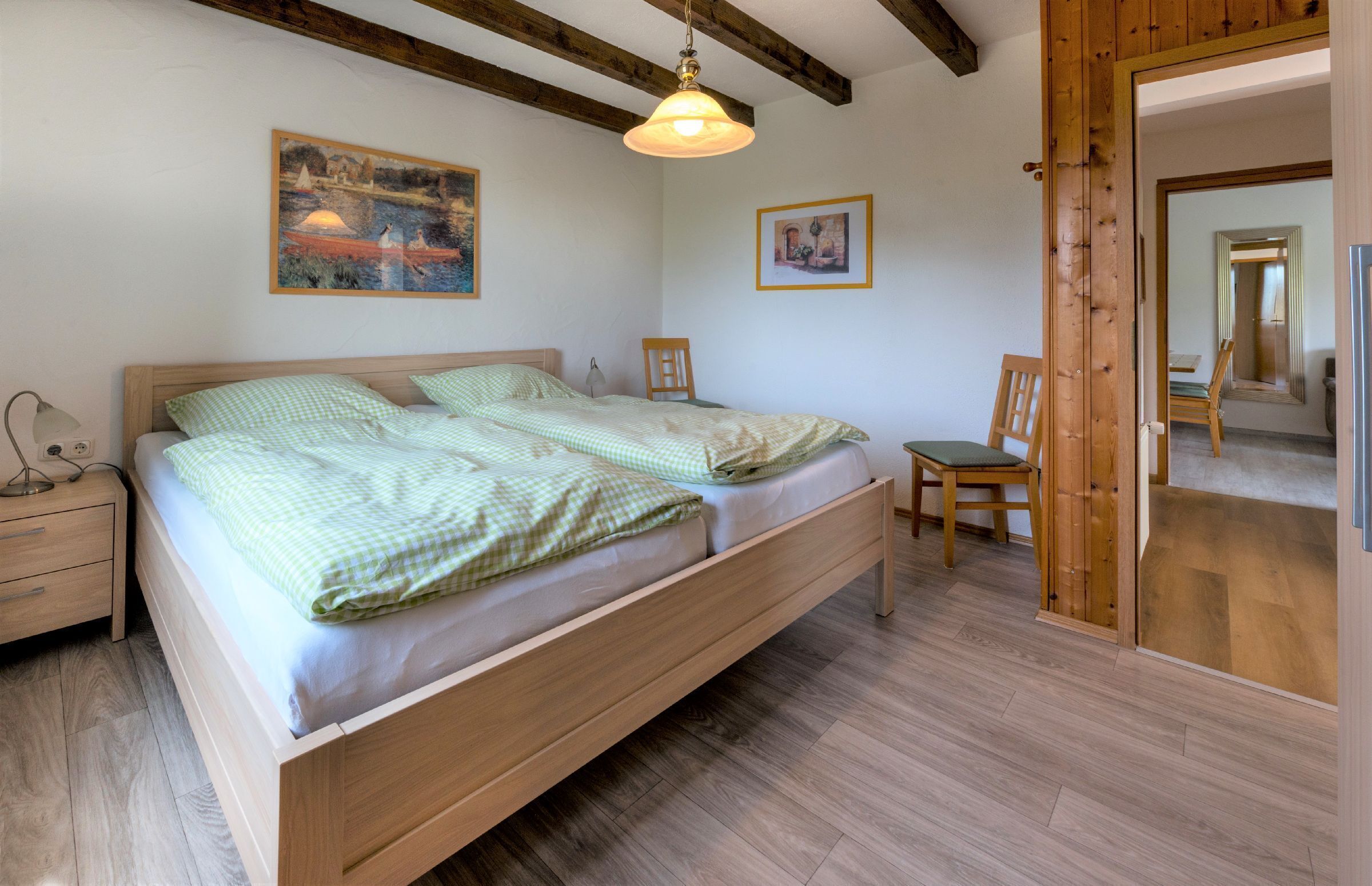 2 Schlafzimmer, Bügeleisen/Bügelbrett, kostenloses WLAN, Bettwäsche