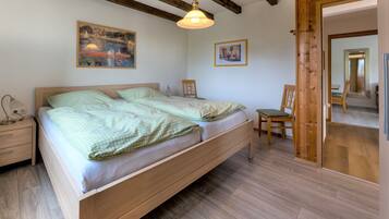 2 Schlafzimmer, Bügeleisen/Bügelbrett, kostenloses WLAN, Bettwäsche