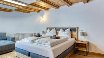 3 chambres, fer et planche Ă  repasser, accĂšs Internet