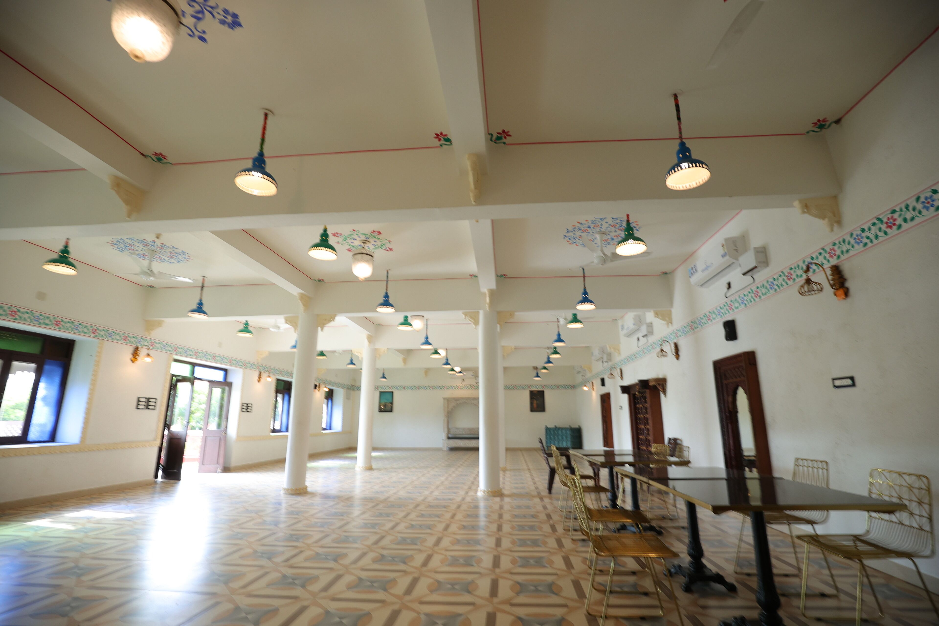 Banquet hall