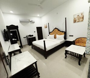 Room - Yash Veer Resort (Sirohi)