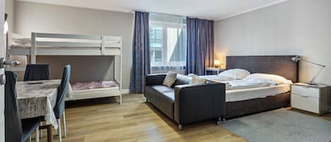 Free WiFi, bed sheets