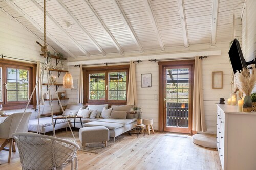 Holiday Home 'Almhütte ' with Terrace, Garden and Wi-Fi