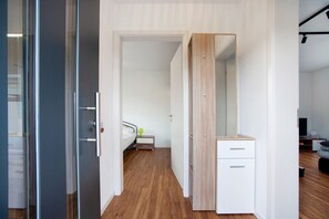 1 bedroom, iron/ironing board, free WiFi, bed sheets - Apartment 'Auf Dem Land' with Private Terrace and Wi-Fi (Apfeldorf)