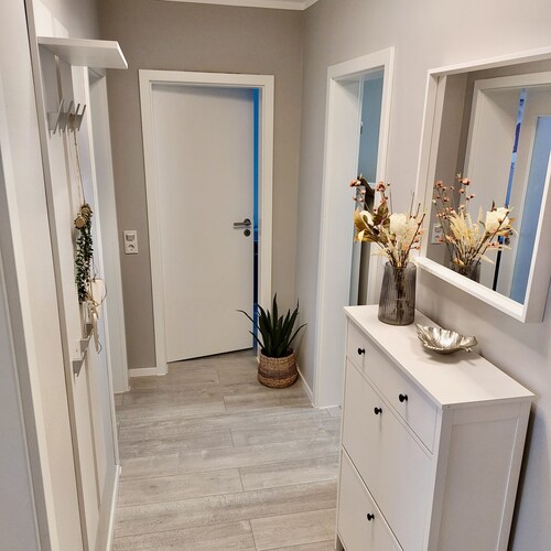 Ferienwohnung 'Am Hochwald' mit Bergblick, privater Terrasse und WLAN