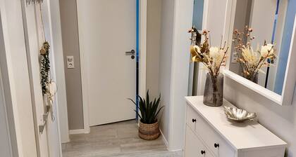 Ferienwohnung 'Am Hochwald' mit Bergblick, privater Terrasse und WLAN