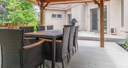 Luxurious High End 4BR Boulder Retreat