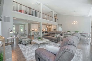 Smart TV, fireplace, video games, offices