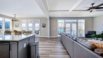 Smart TV, fireplace, video games, offices