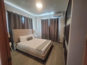 3 bedrooms, iron/ironing board, travel crib, WiFi