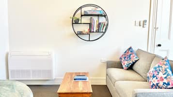 Smart TV, books