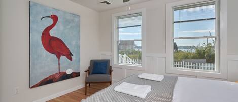 3 Schlafzimmer, Schreibtisch, Bügeleisen/Bügelbrett, Reisekinderbett