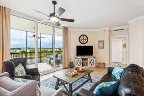 Unclassified image, 4 of 50, button