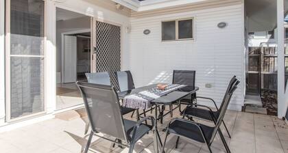 3 Bedroom Hastings Cove Villa!