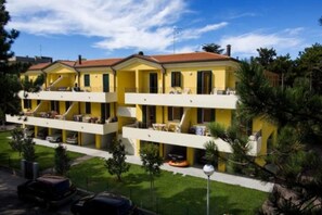 Exterior - Charming Flat With a big Terrace (San Michele al Tagliamento)