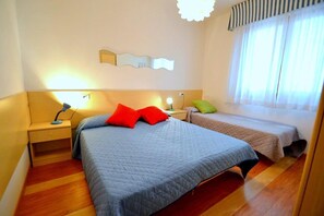 Apartment, 1 Bedroom, Balcony, Ocean View | 2 bedrooms