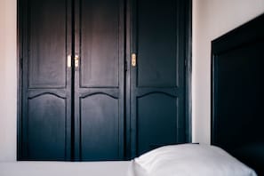 Hochwertige Bettwaren, Betten mit Memory-Foam-Matratzen