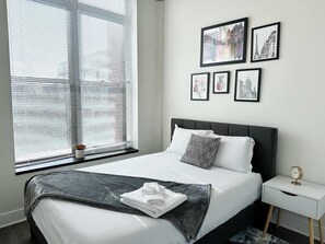 2 bedrooms, iron/ironing board, travel crib, free WiFi - Group-Friendly 2BR Chicago Retreat Near McCormick Place & Soldier Field (Chicago)