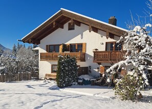 Exterior - Ferienwohnung Balkon, 1 Schlafzimmer, 1 Wohnküche, Dusche/wc, Max. 3 Pers (Ruhpolding)