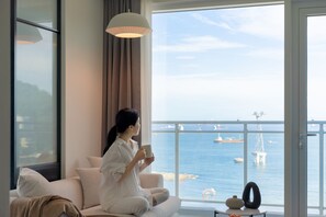 Studio Suite W Ocean | วิวจากห้องพัก