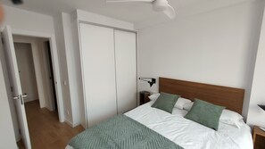 2 sovrum, strykjärn/strykbräda, wi-fi och sängkläder