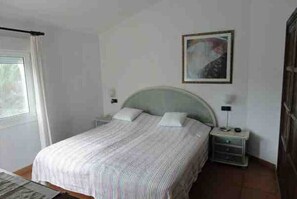 1 habitación, wifi y ropa de cama 