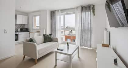 Chic and spacious apart with parking