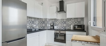 Chic and spacious apart with parking