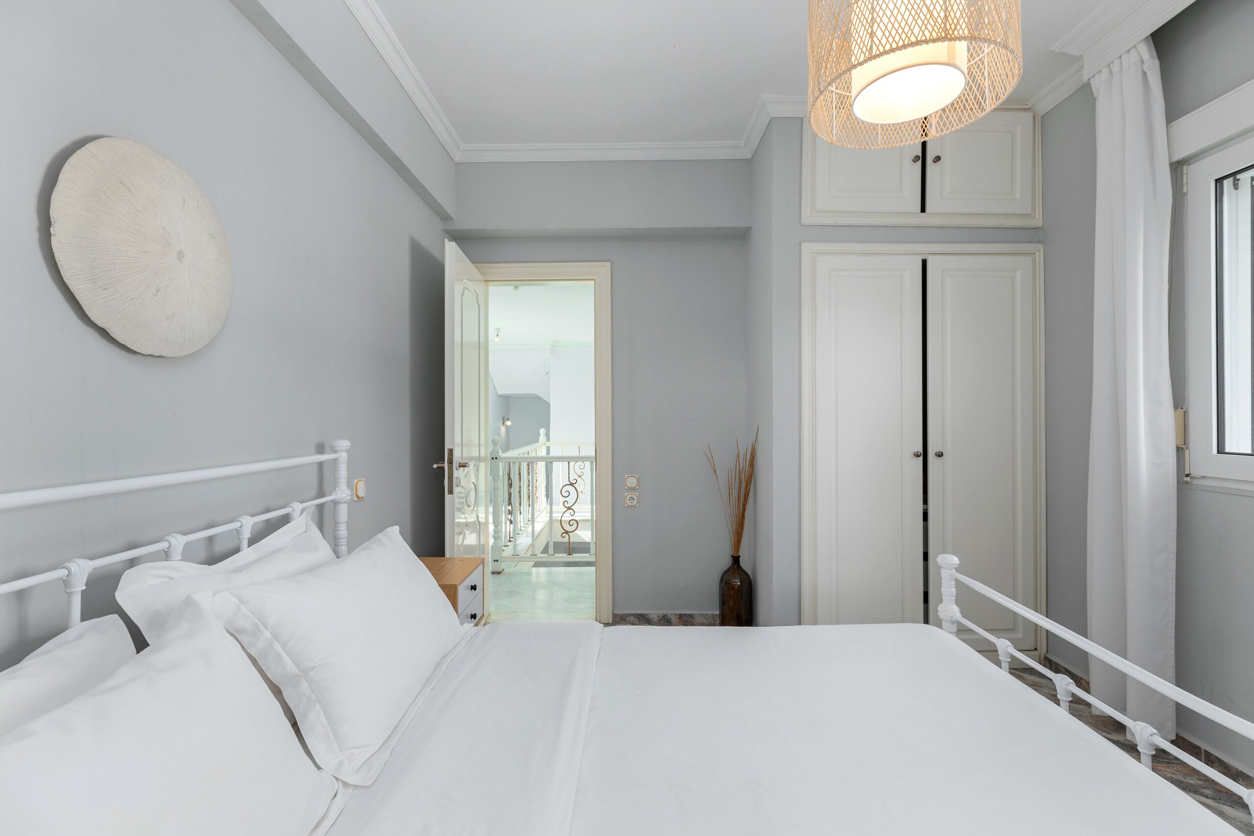 4 bedrooms, iron/ironing board, travel cot, free WiFi