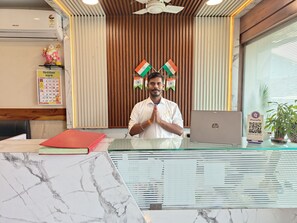 Front of property - Hotel Dream Palace Residency  (Mumbai)
