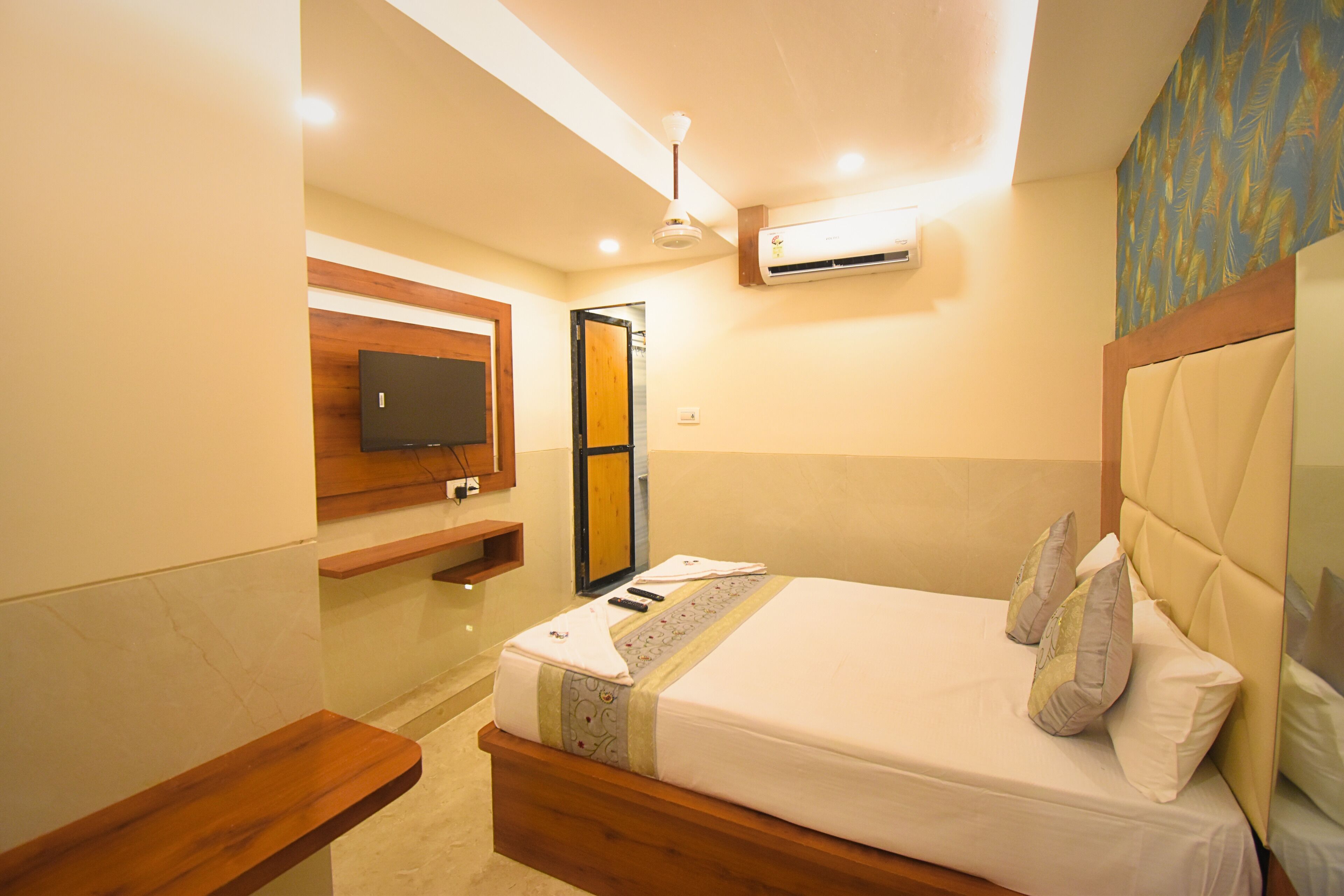 Foto - Hotel Dream Palace Residency - Near to US Embassy Bkc Mumbai