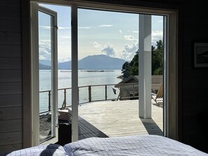 4 makuuhuonetta, Wi-Fi