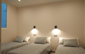 2 bedrooms, free WiFi - Luxury Center (Seville)