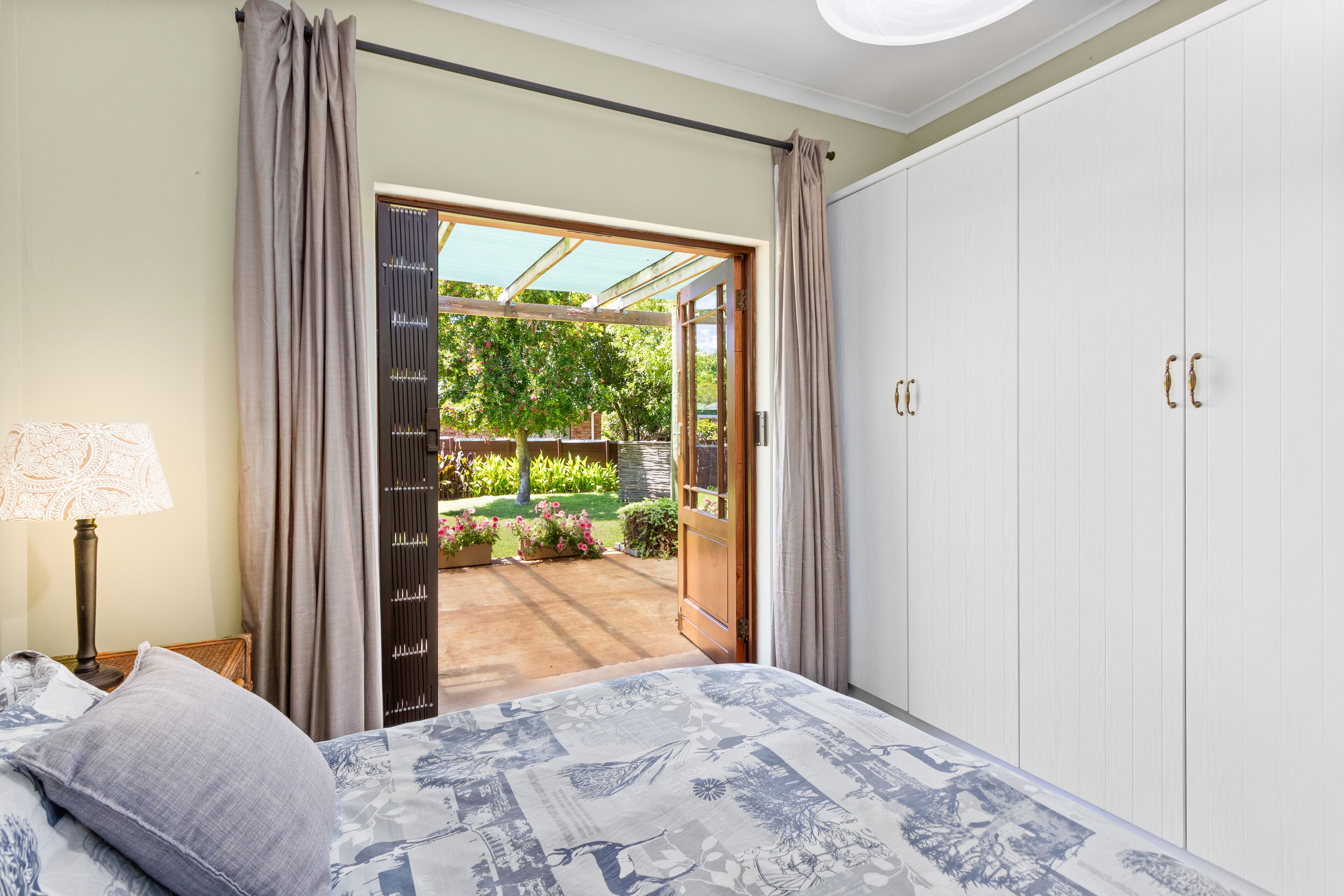 House (5 Bedrooms) | 5 bedrooms, free WiFi