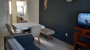 Smart TV, video games, DVD player