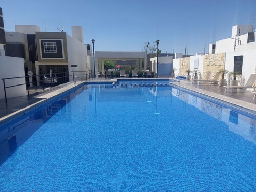 Hermoso Alojamiento Entero 3hab, 2 ba