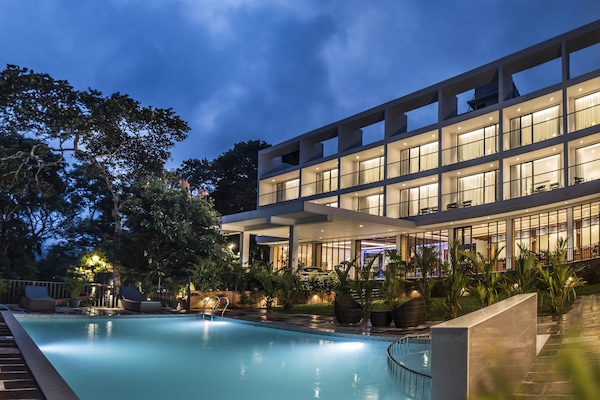 Fachada de la propiedad