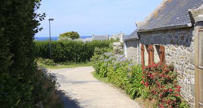 Appartement Neuf, à 5minutes de la Plage, Commerce au Rdc, Pour 4 Personnes