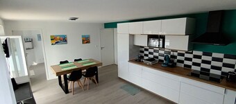 Appartement Neuf, à 5minutes de la Plage, Commerce au Rdc, Pour 4 Personnes