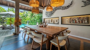 Villa, 6 Bedrooms, Accessible, Smoking | Dining