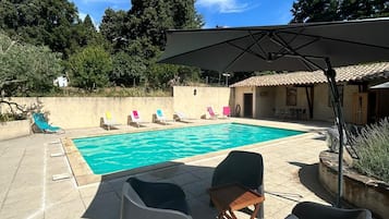 Piscine extérieure