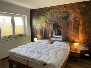 6 habitaciones, tabla de planchar con plancha y wifi 