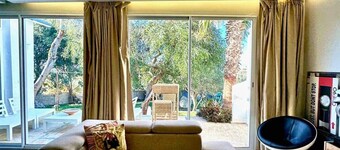 Lamina | Cozy Rustic Haven for a Peaceful Getaway