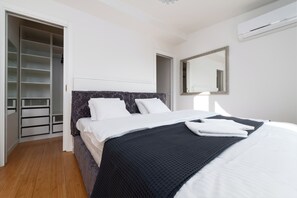 Appartement Luxe | 3 chambres, bureau, rideaux occultants, chambres insonorisées