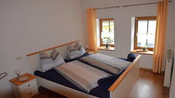 2 bedrooms, internet