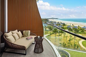 Balcony - Angsana Quan Lan, Ha Long Bay (Van Don)
