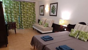 WiFi, bed sheets - Grand Studio vue mer Jardins Dans Village Vacances (Sainte-Anne)