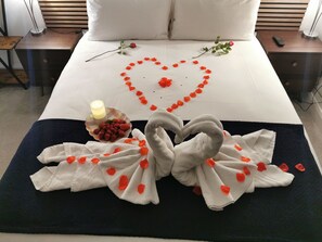 Nhà | 2 phòng ngủ, bàn ủi/dụng cụ ủi quần áo 
