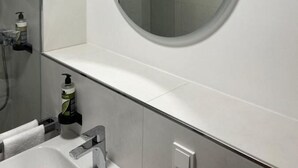 Uklassifisert bilde, 2 av 6, knapp